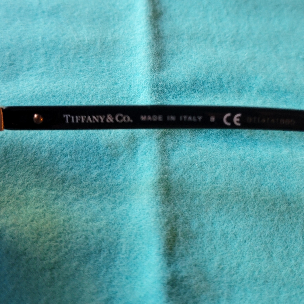 SOLD Tiffany & Co Sunglasses TF4170.  MA1215 - Picture 8 of 17